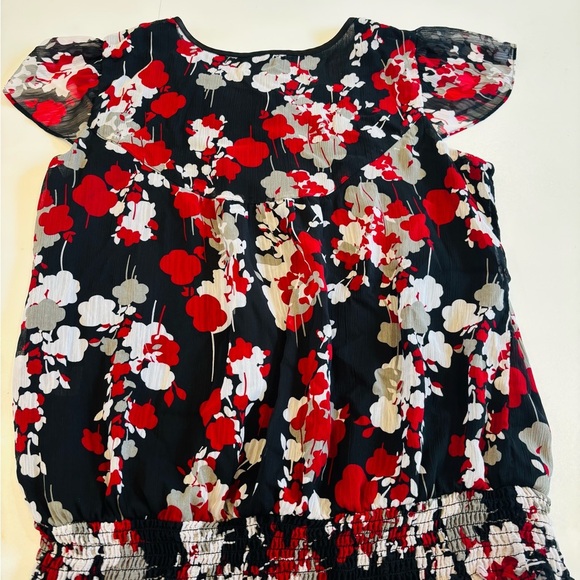 Apt. 9 Black and Red Floral Top - Picture 8 of 8